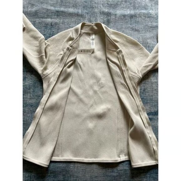 Lululemon Lightweight Ribbed Knit Jacket in Bone Size XS - Picture 2 of 3